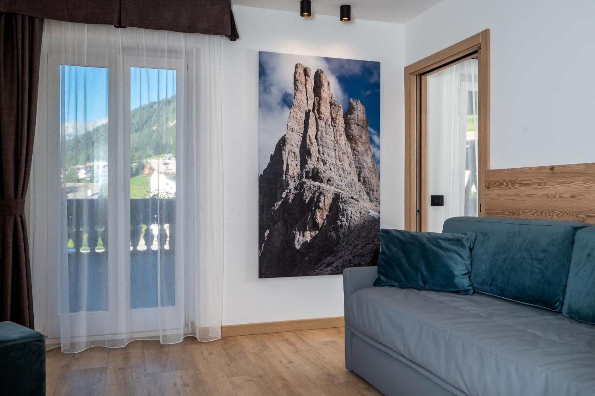 Hotel Mary Pozza di Fassa Exterior photo